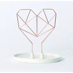 IMM Living BNIB Rose Gold Porcelain Coxet Wire Heart Ceramic Jewelry Holder